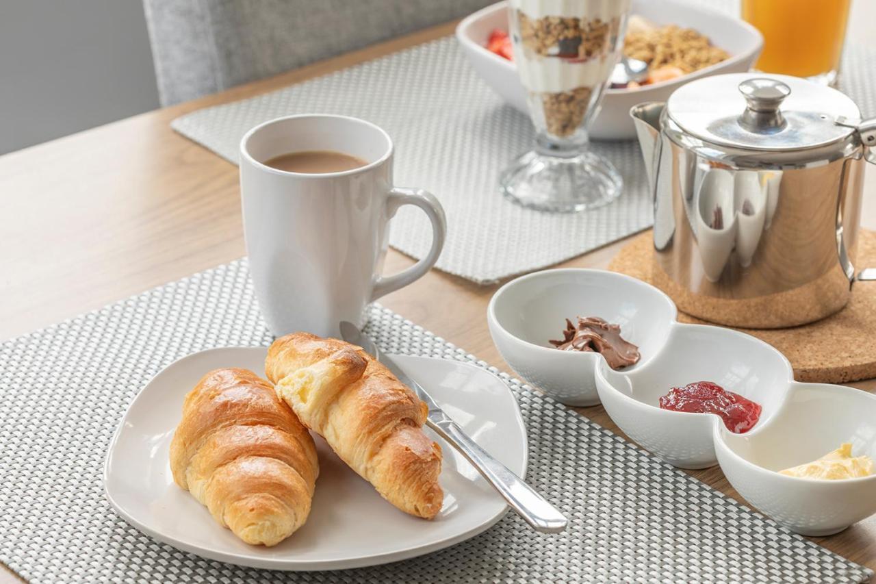 The Sleep-Inn Hare B&B 헌베이 외부 사진